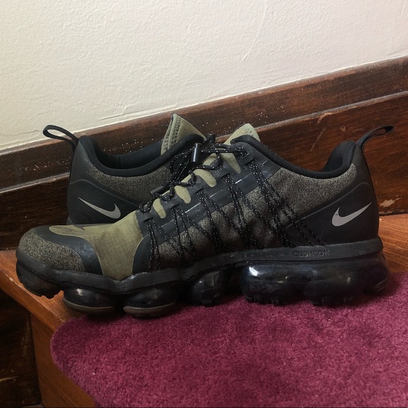 Nike Vapormax - Picture 6 of 15